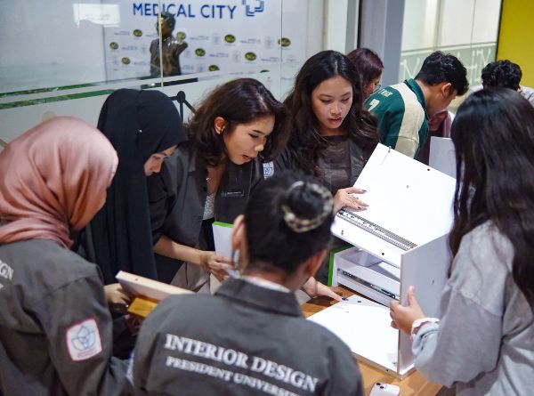 Exploring Interior Design Through an Interactive Workshop with Profiting